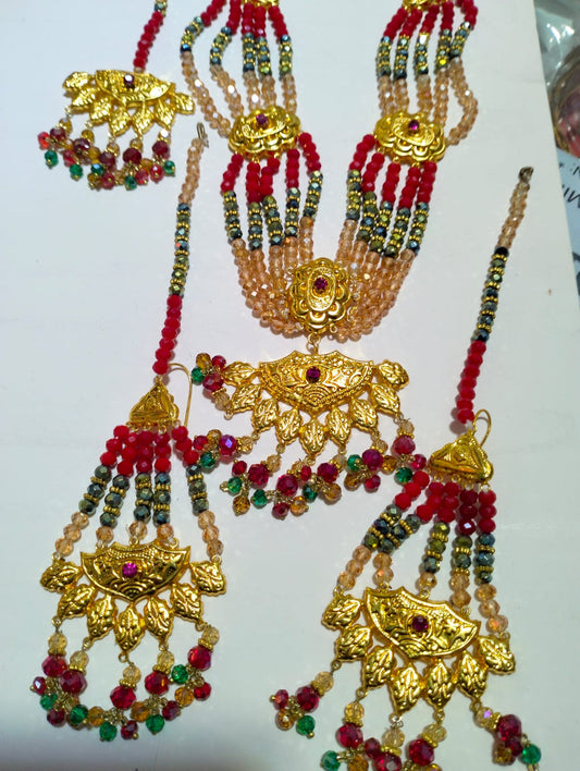 Bindiya & Earrings Set