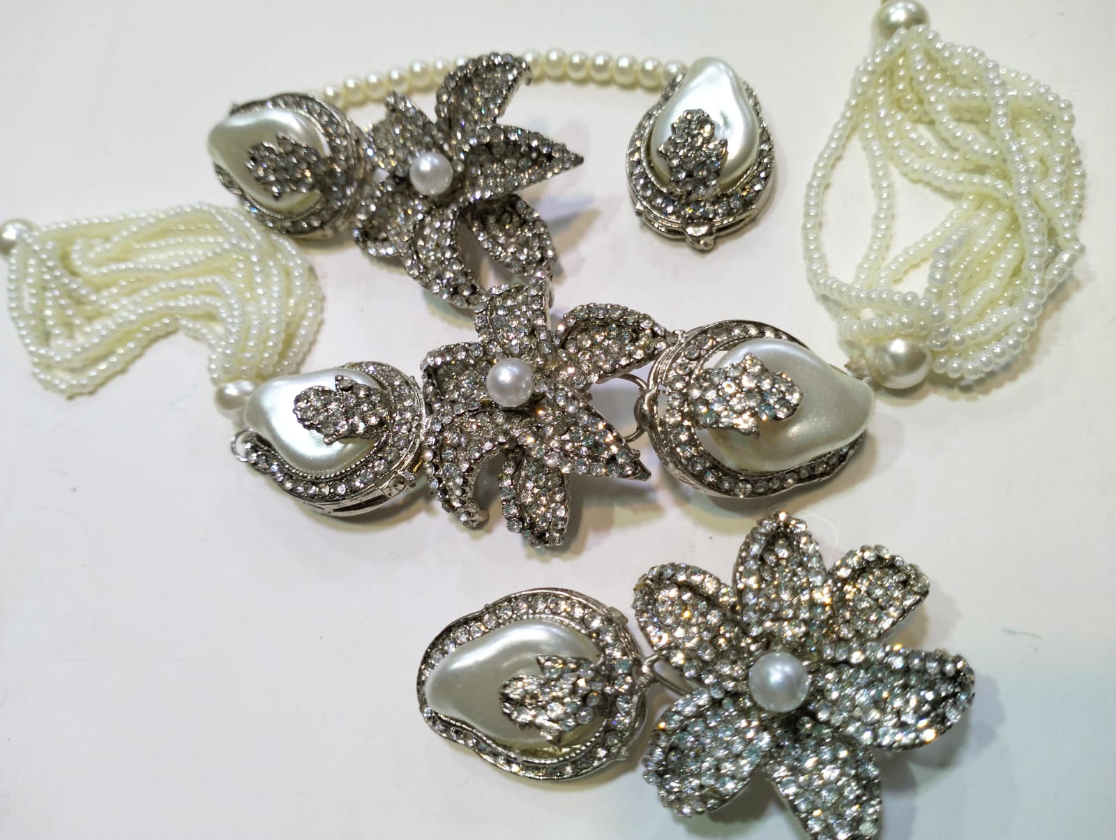 Floral Rhinestone & Pearl Brooch Set