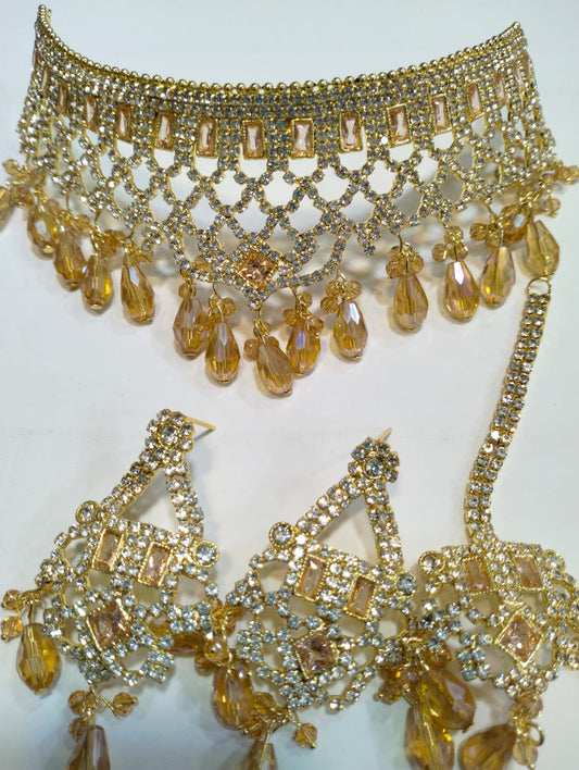 Bindiya & Earrings Set